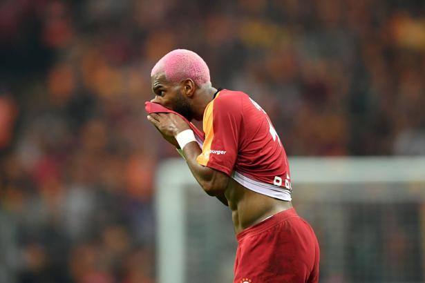 Galatasaray'da son dakika! Babel saç baş yoldurttu