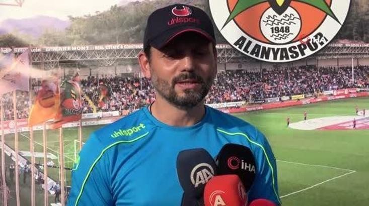 Lider Alanyaspor ilk peşinde