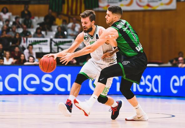 Darüşşafaka Tekfen son saniyede kaybetti