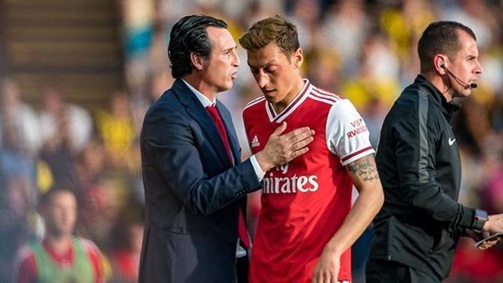 Unai Emery'den son dakika Mesut Özil açıklaması