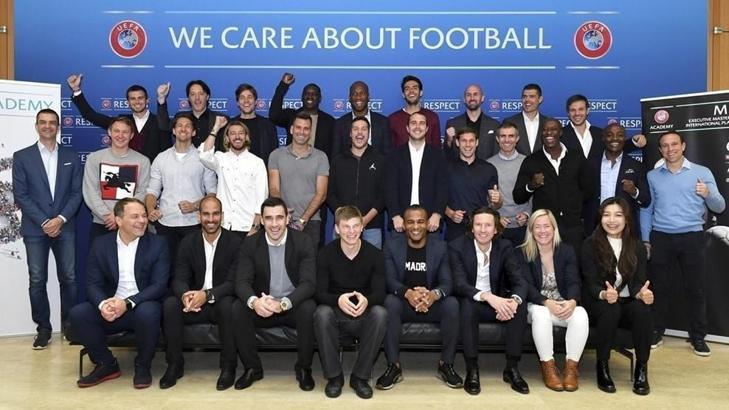 Futbolun efsaneleri UEFA yöneticilik kursunda!
