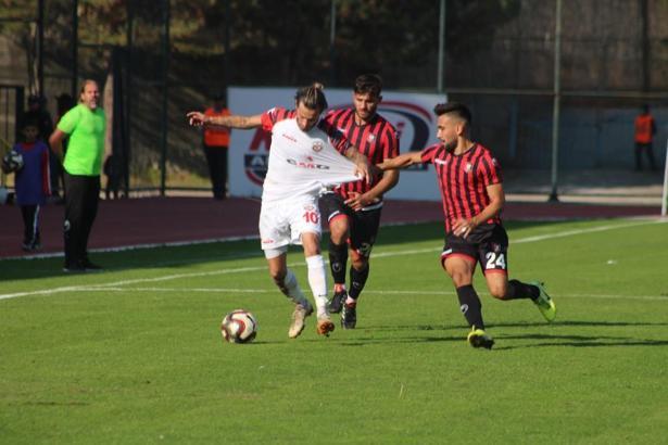 Kastamonuspor 1966 - Uşakspor maç sonucu: 4-1