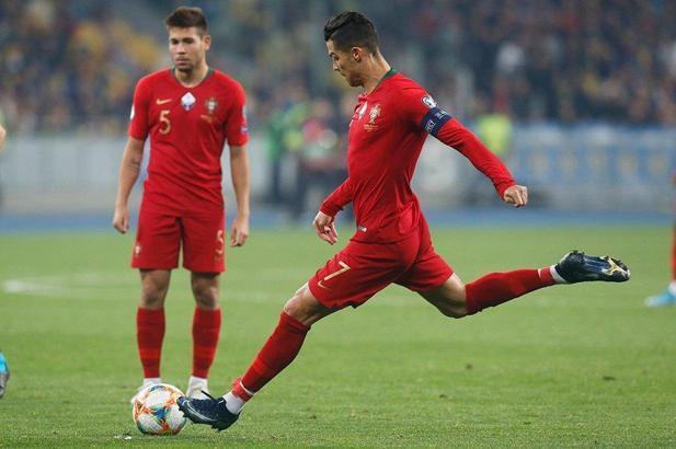 Ronaldo tarihe geçti / İşte gecenin sonuçları