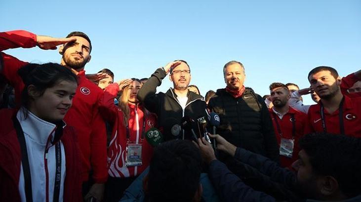 Bakan Kasapoğlu: “Spor toplumu olma yolunda geleceğe yürüyoruz”