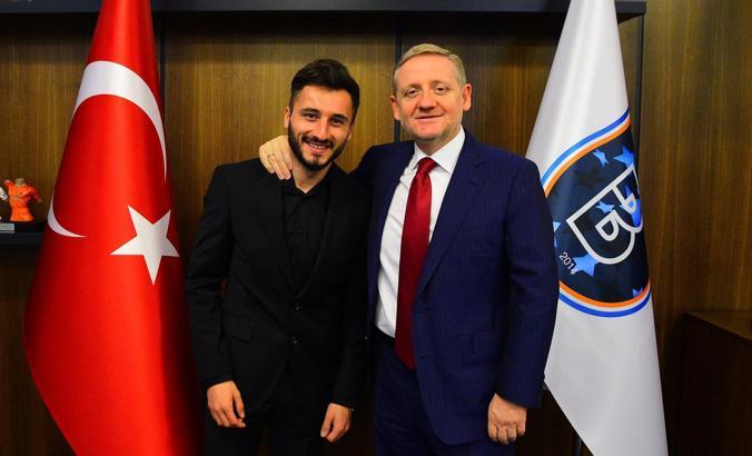 Başakşehir'den Enver Cenk Şahin'e destek