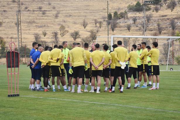 Yeni Malatyaspor'da Konyaspor maçı hazırlıkları sürüyor
