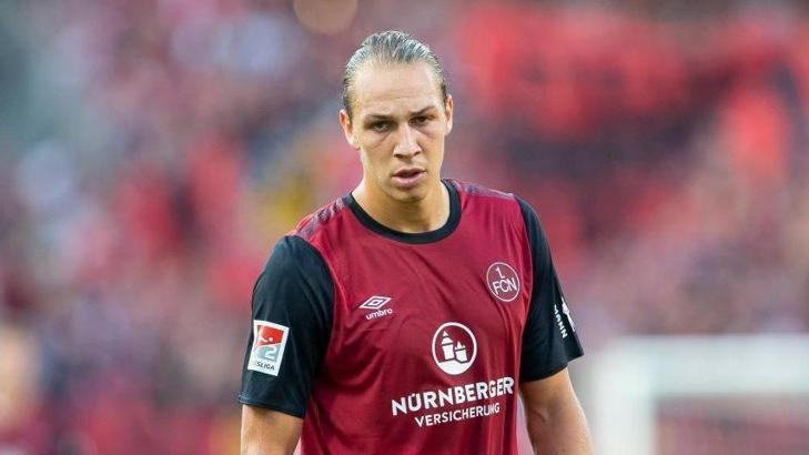 Michael Frey topun ağzında!