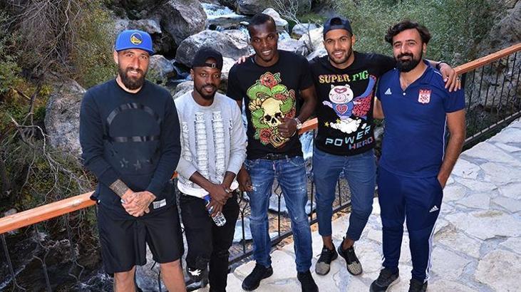 Sivasspor stres attı