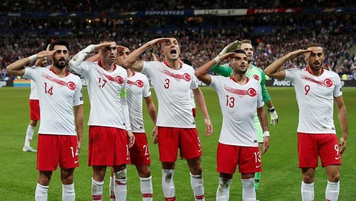 Son dakika! Fransızlardan küstahça hareket! Millileri UEFA'ya şikayet ettiler!