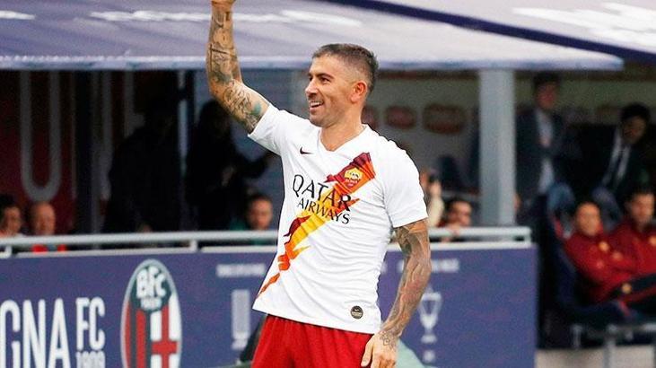 Roma'dan Aleksandar Kolarov'a yeni sözleşme