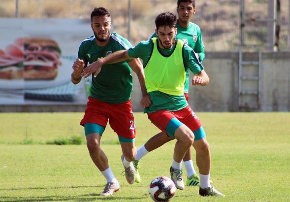 Karşıyaka zorlu seride