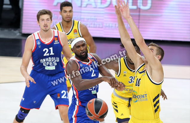 (ÖZET) Anadolu Efes - ALBA Berlin maç sonucu: 106-105 (Efes - ALBA özet izle)