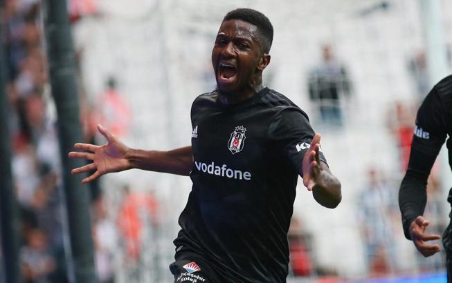 Abdullah Avcı kararını verdi! Abdoulay Diaby 11'e geçiyor