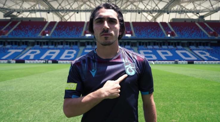 Trabzonsporlu eski ve yeni yöneticilerden forma desteği