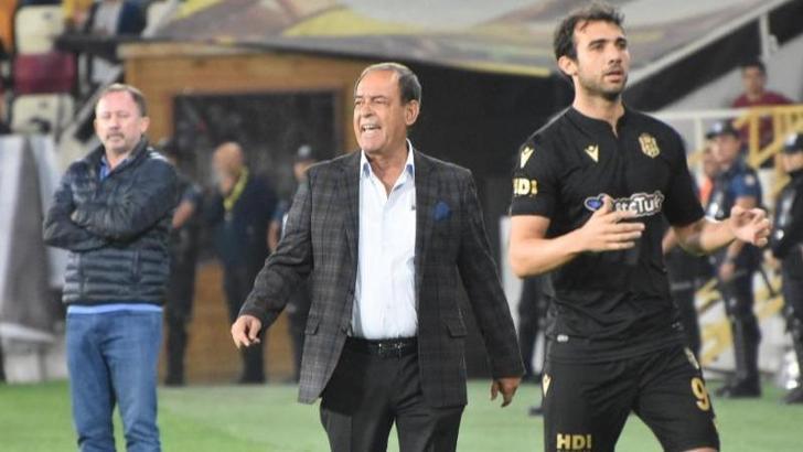 Denizlispor'da İldiz görüşme odasına