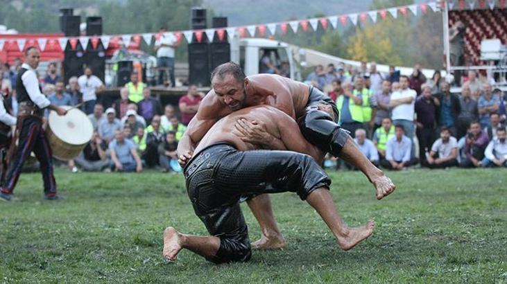 Osmancık güreşleri Kırkpınar'ı aratmadı