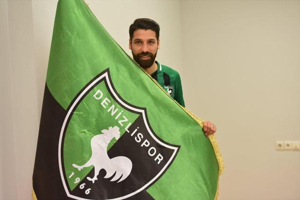Olcay Şahan resmen Denizlispor'da