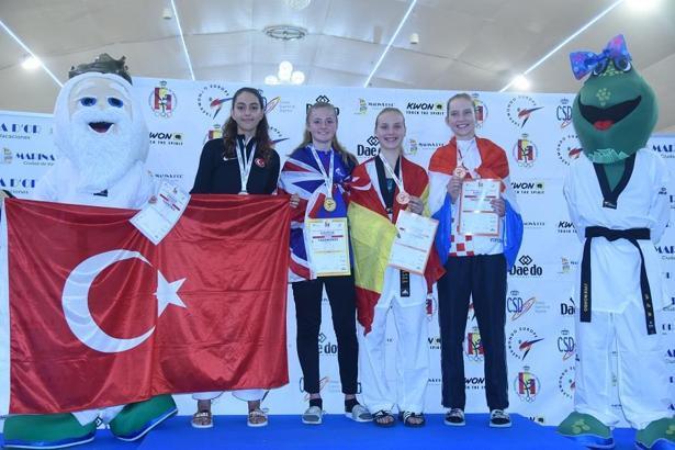 Avrupa Gençler Tekvando Şampiyonası'nı 5 madalya ile tamamladık