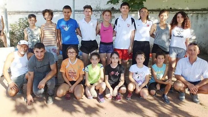Burhaniye'de özel sporcular federasyona teşekkür etti