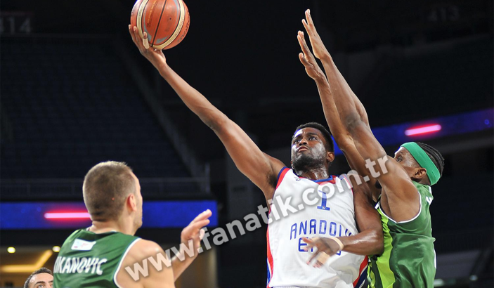 Anadolu Efes - OGM Ormanspor maç sonucu: 93-82