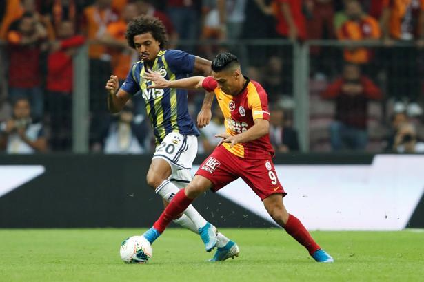 Luiz Gustavo: Bugün 3 puanla ayrılabilirdik