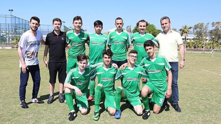 Sanayinin gençleri futbol turnuvasında buluştu