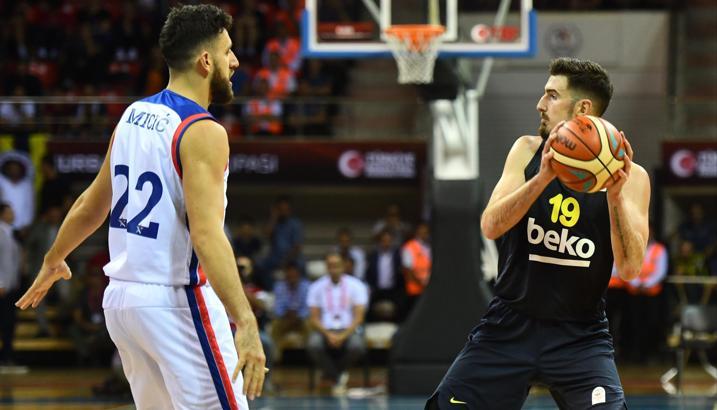 Anadolu Efes - Fenerbahçe Beko maç sonucu: 79-74 (Efes - Fenerbahçe özet)