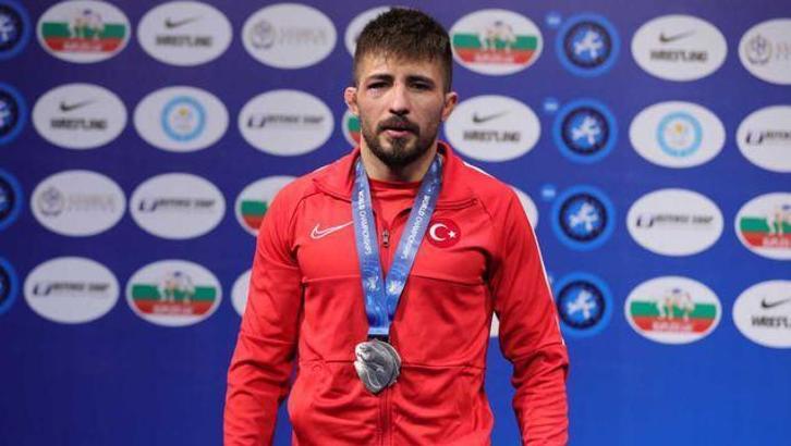 Bakan Kasapoğlu'ndan Süleyman Atlı'ya tebrik mesajı