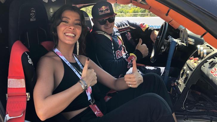 Selin Şekerci'den drift şov
