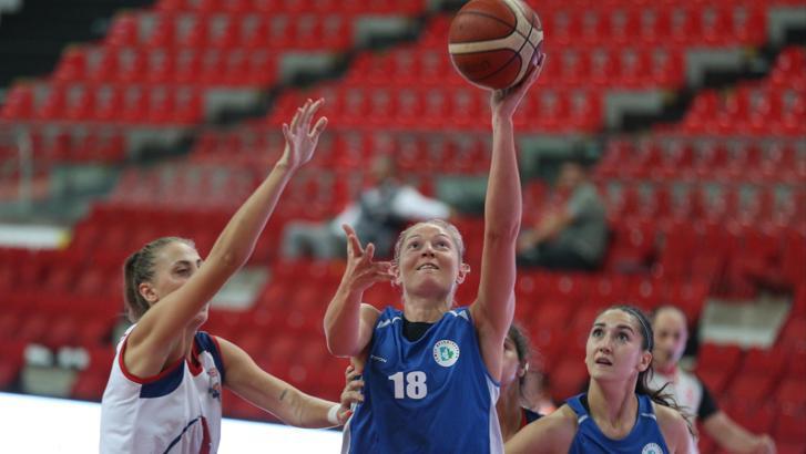 Erciyes Kupası'nın sahibi İzmit Belediyespor