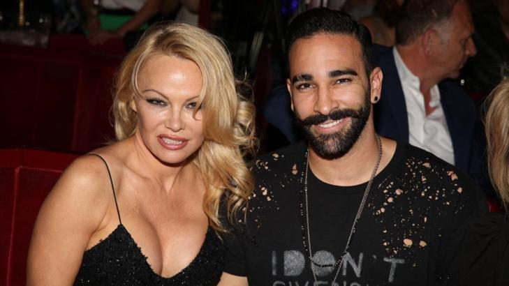 Fenerbahçeli Adil Rami'ye bir şok daha!