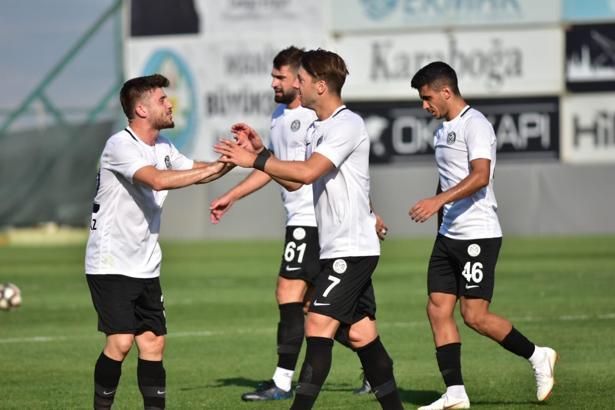 Manisa ekiplerinden rakiplerine gözdağı