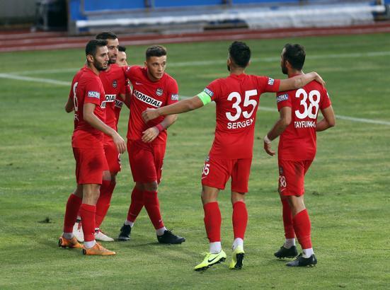 Nazilli Belediyespor'da 2'de 2 sevinci