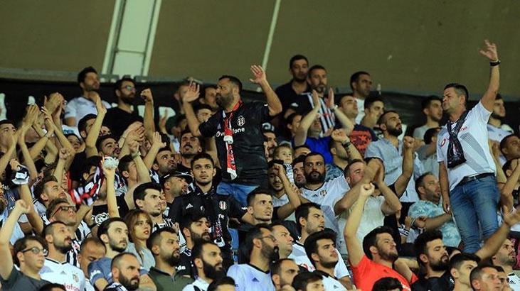 Beşiktaş taraftarından yönetime büyük tepki