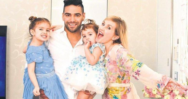 Galatasaray'ın istediği Falcao için Fransız oyunu