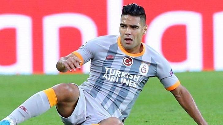 Radamel Falcao sakat değil!