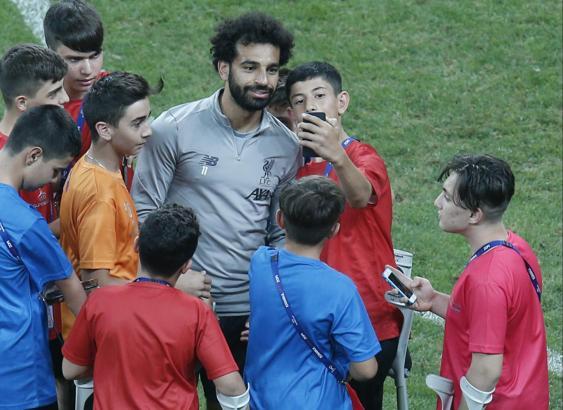 Ampute çocuklar, Liverpool antrenmanına katıldı