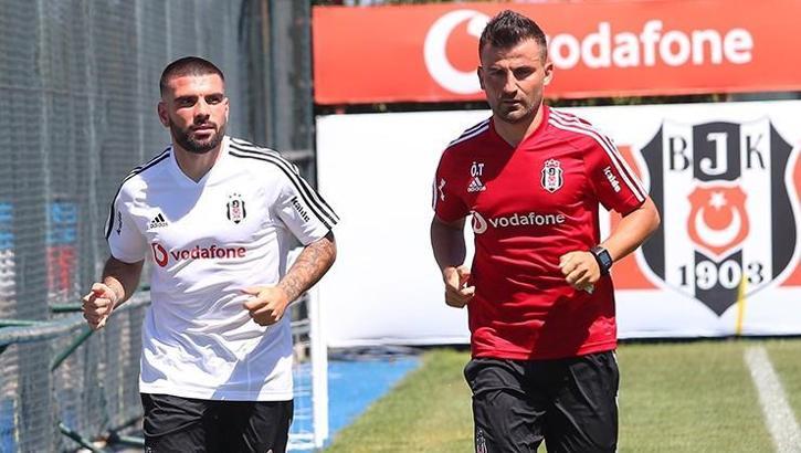 Beşiktaş'ın yeni transferi Pedro Rebocho ilk antrenmanına çıktı