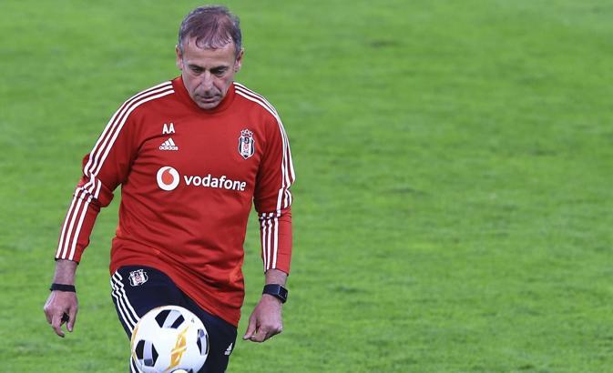 Abdullah Avcı: Beşiktaş'ın her kulvarda hedefi vardır
