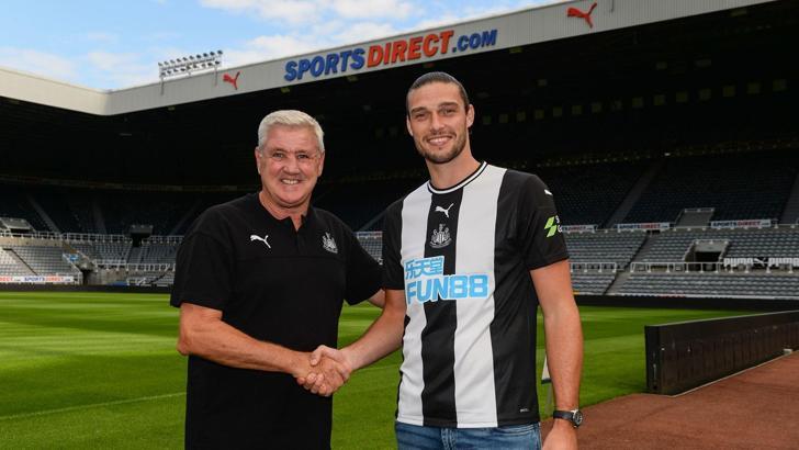 Andy Carroll, Newcastle United'a döndü