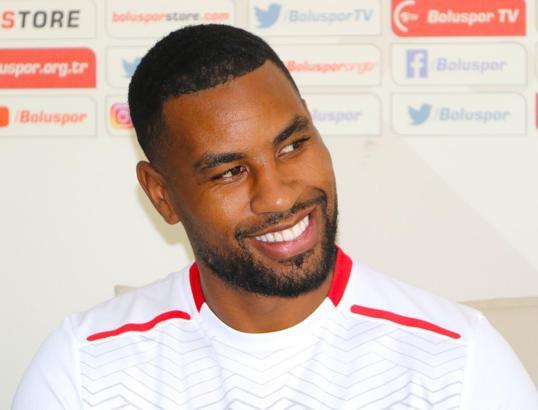 Boluspor'dan Akhisarspor'a Poepon çalımı