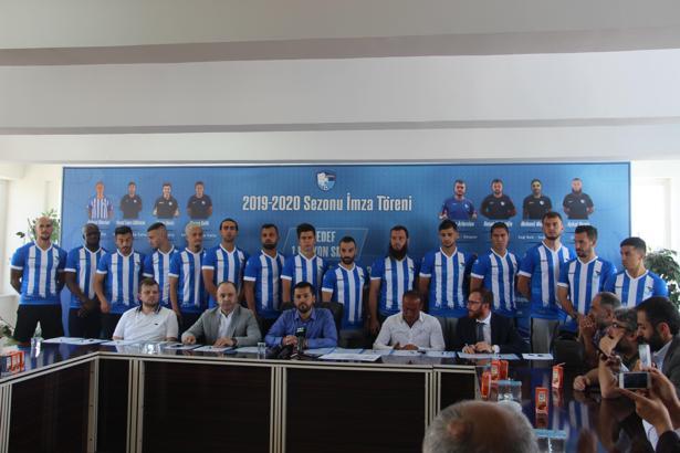 BB Erzurumspor 15 futbolcu ile sözleşme imzaladı