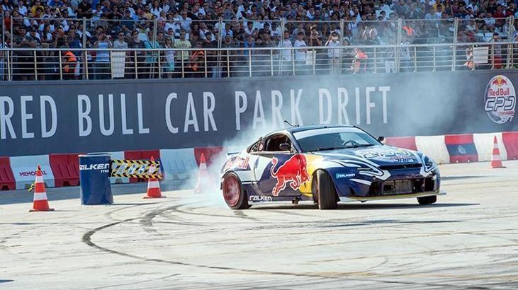 Dünyanın en iyi drift pilotları şampiyonluk için İstanbul'a geliyor