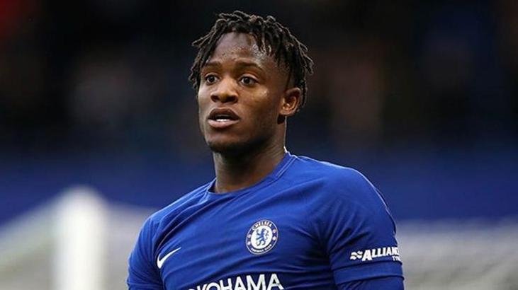 Batshuayi Roma yolunda