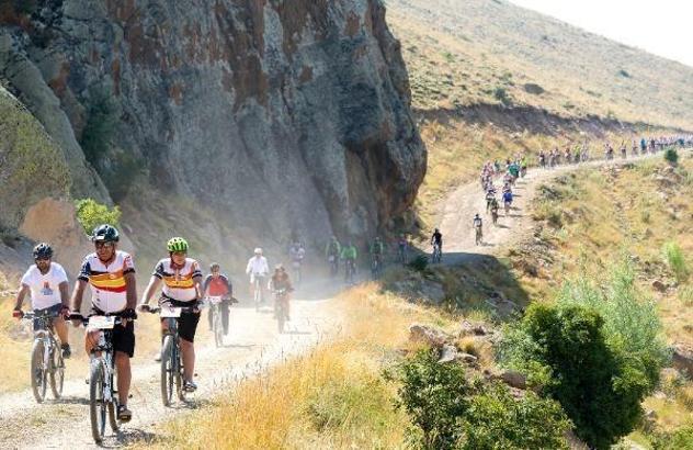 Erciyes, 40 ilden gelecek 300 bisikletçiyi ağırlayacak
