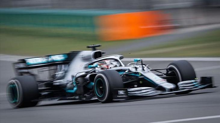 Almanya'da pole pozisyonu Hamilton'ın