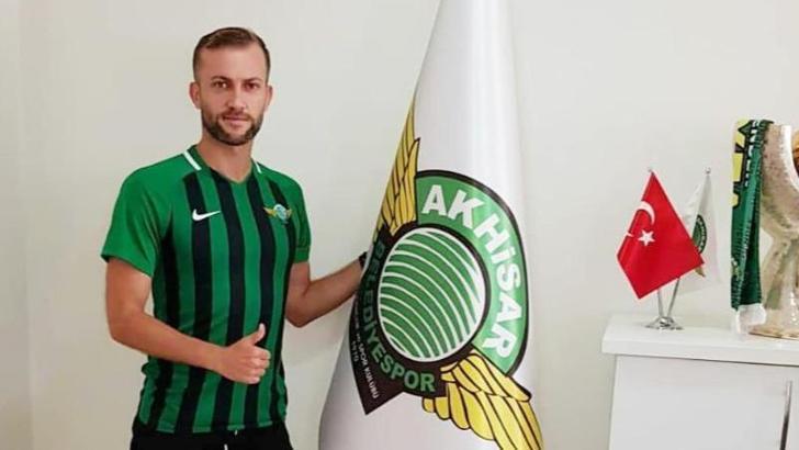 Akhisarspor'dan imza şov
