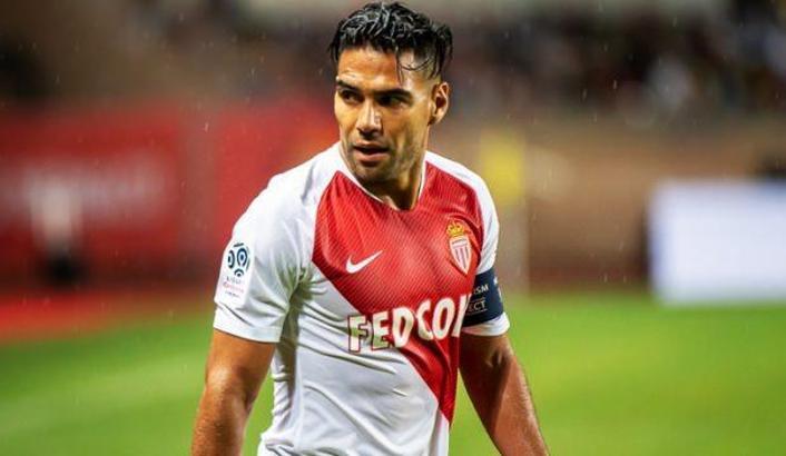 Radamel Falcao, kamp kadrosunda yok