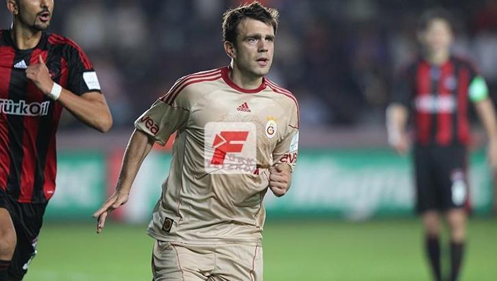 Misimovic: Kariyerimi Galatasaray'da noktalamak istedim ama olmadı