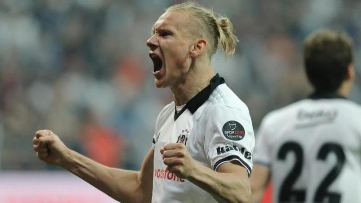 Vida'dan Liverpool'lu futbolcuya